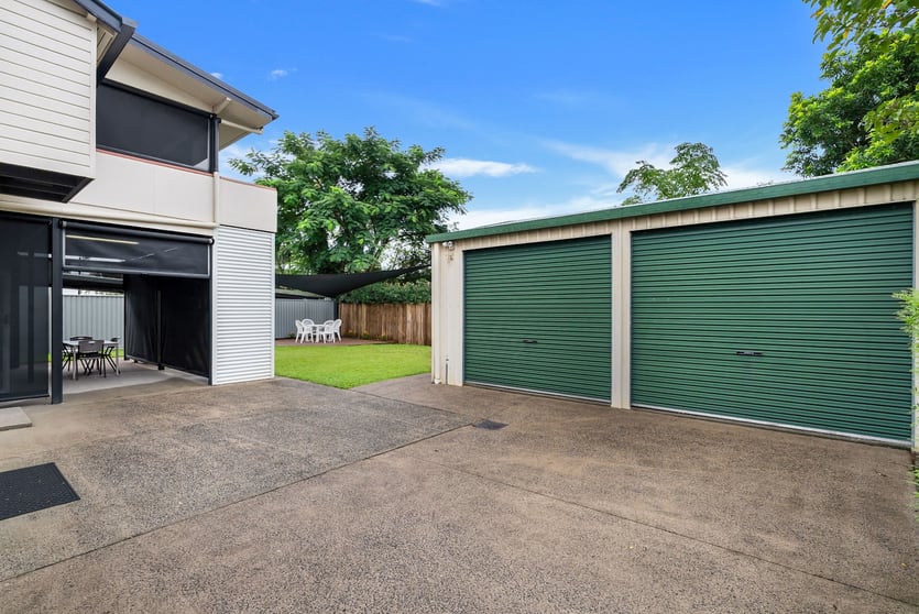 Click to view all images 206 Buchan Street Bungalow QLD 4870 - Image 3