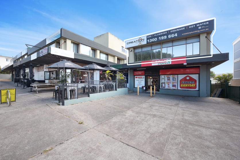 Click to view all images 4-7/64 Caves Beach Road Caves Beach NSW 2281 - Image 1