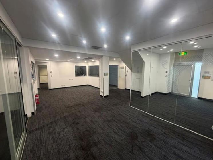 Click to view all images 3/181-183 Angas Street Adelaide SA 5000 - Image 1