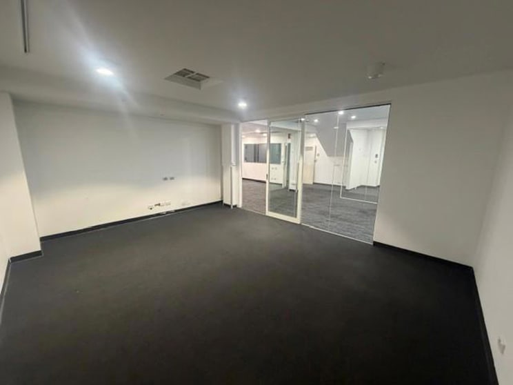 Click to view all images 3/181-183 Angas Street Adelaide SA 5000 - Image 2