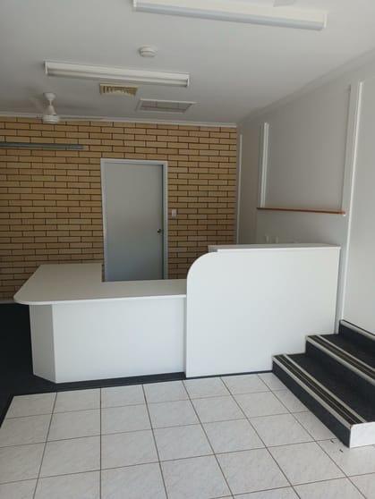 Click to view all images LEASE E/6 Mary Street Kingaroy QLD 4610 - Image 3