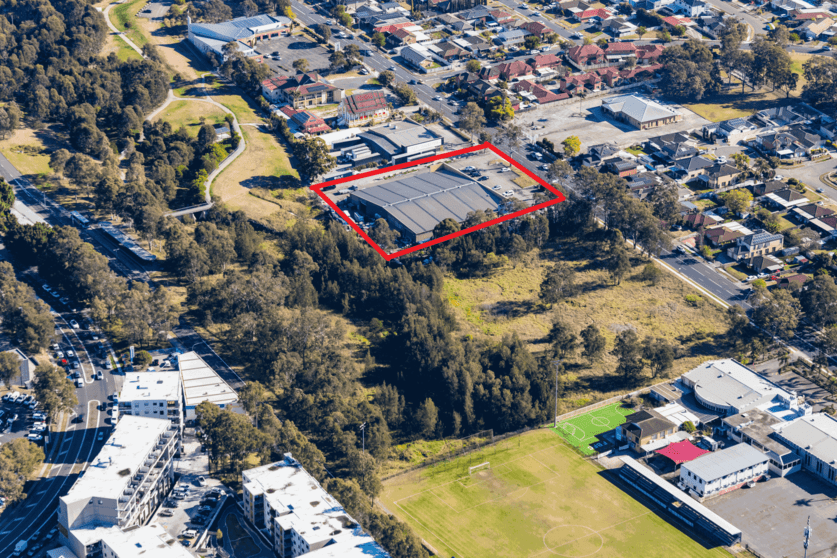 Click to view all images Edensor Park NSW 2176 - Image 3