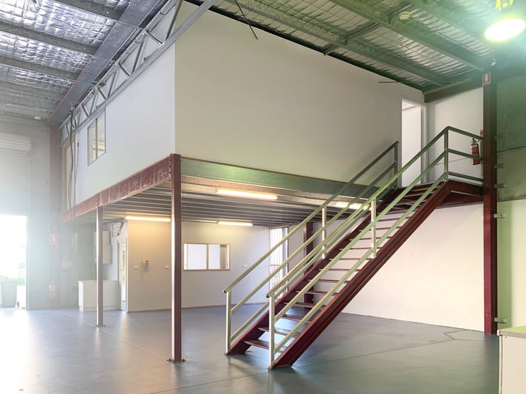Click to view all images Unit 1/2 Joule Place Tuggerah NSW 2259 - Image 3