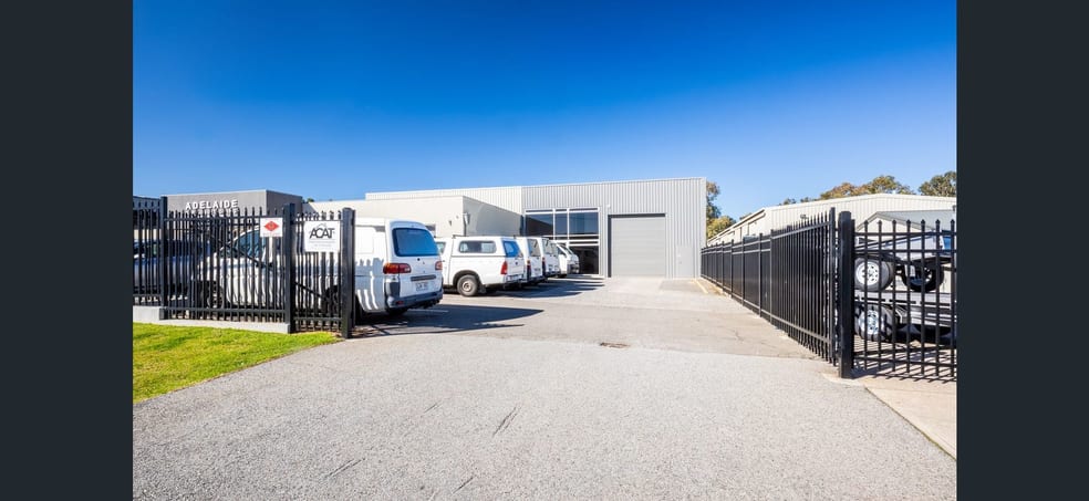 Click to view all images 56 Jacobsen Cres Holden Hill SA 5088 - Image 1