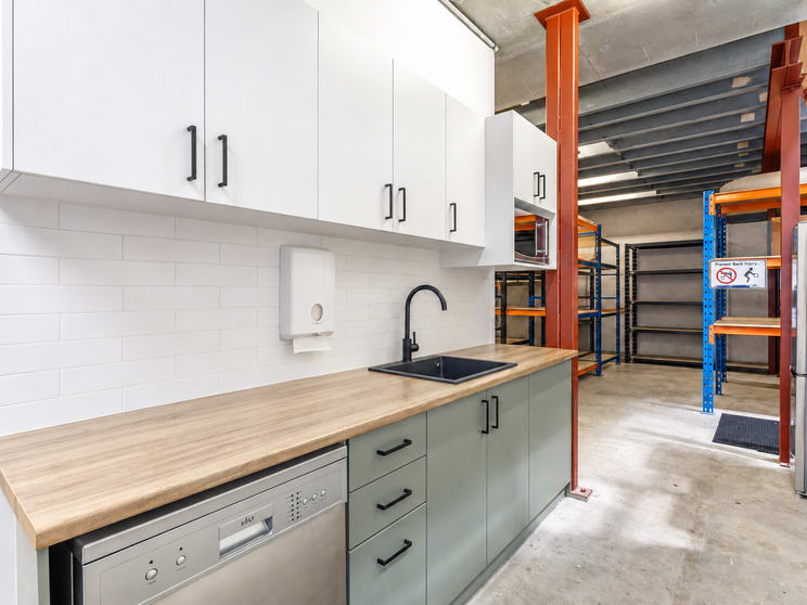Click to view all images Unit 8/28 Barcoo Street Chatswood NSW 2067 - Image 3