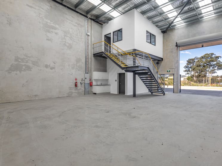 Click to view all images 11/4 Limestone Road Rouse Hill NSW 2155 - Image 3