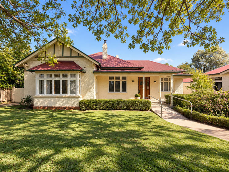 Click to view all images 168 Church Street Mudgee NSW 2850 - Image 1