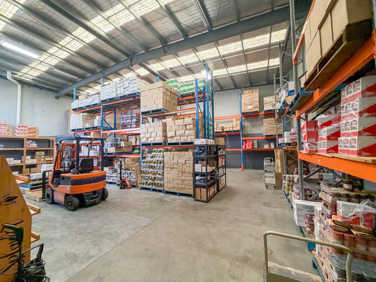 Click to view all images 88a Brunel Road Seaford VIC 3198 - Image 4