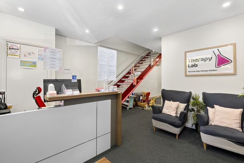 Click to view all images 36 Raymond Street Blackburn North VIC 3130 - Image 3