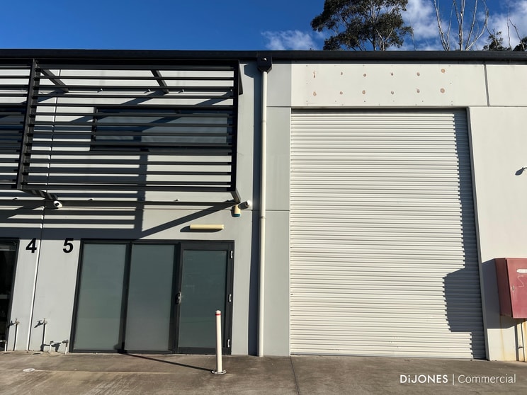 Click to view all images 5/3 Fleet Close Tuggerah NSW 2259 - Image 1