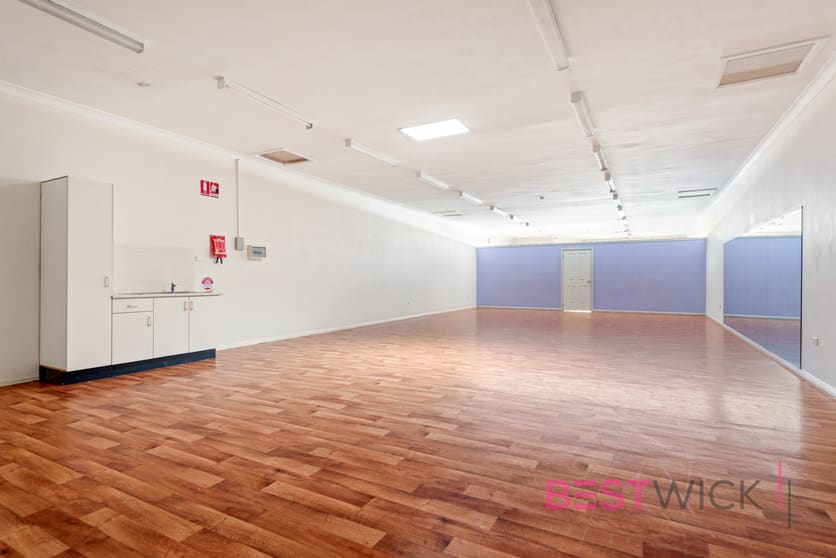 Click to view all images 6/125 Adelaide Street Blayney NSW 2799 - Image 2