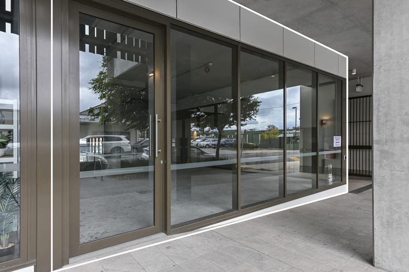 Click to view all images 96-98 York Street Beenleigh QLD 4207 - Image 3