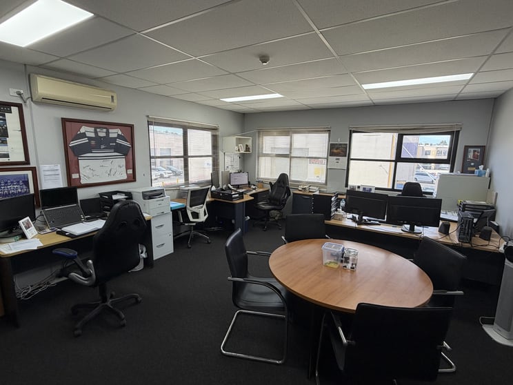 07/5-7 Hepher Road Campbelltown NSW 2560 - Image 3