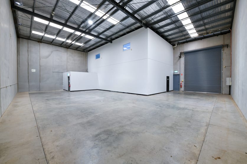 Click to view all images Unit 4/8 Anzed Court Mulgrave VIC 3170 - Image 3