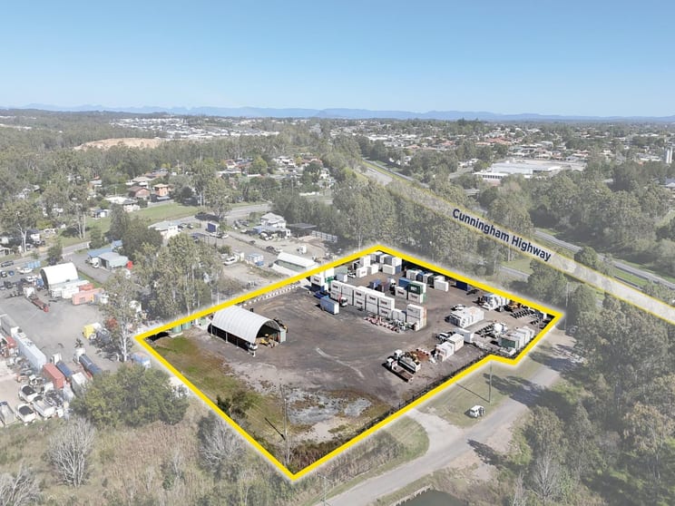 Click to view all images 36 East Owen St Raceview QLD 4305 - Image 2