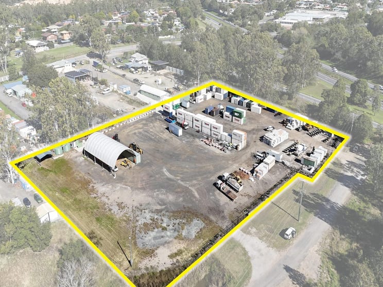 Click to view all images 36 East Owen St Raceview QLD 4305 - Image 3