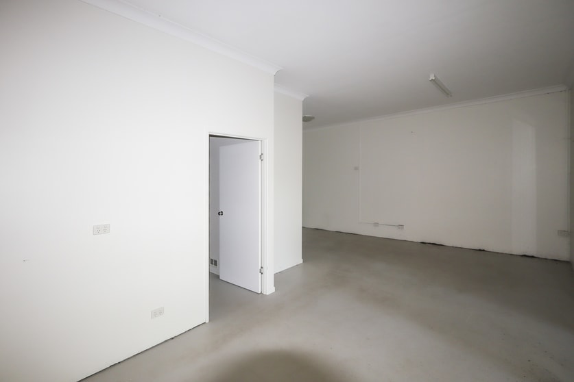 4/33 Zunker Street Burnett Heads QLD 4670 - Image 2