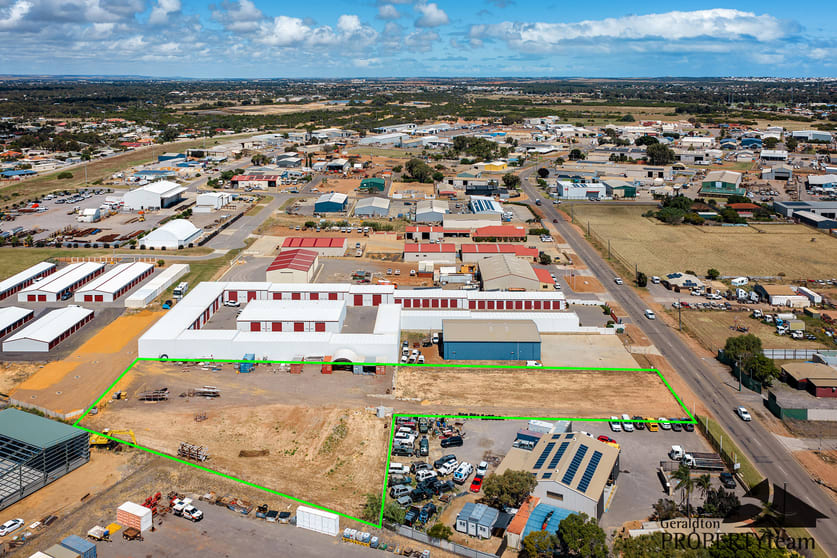 Click to view all images 86 Anderson Street Webberton WA 6530 - Image 3