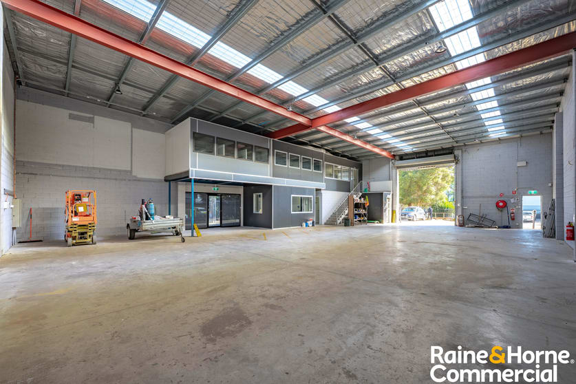 Click to view all images Unit 1/13 Stennett Road Ingleburn NSW 2565 - Image 2