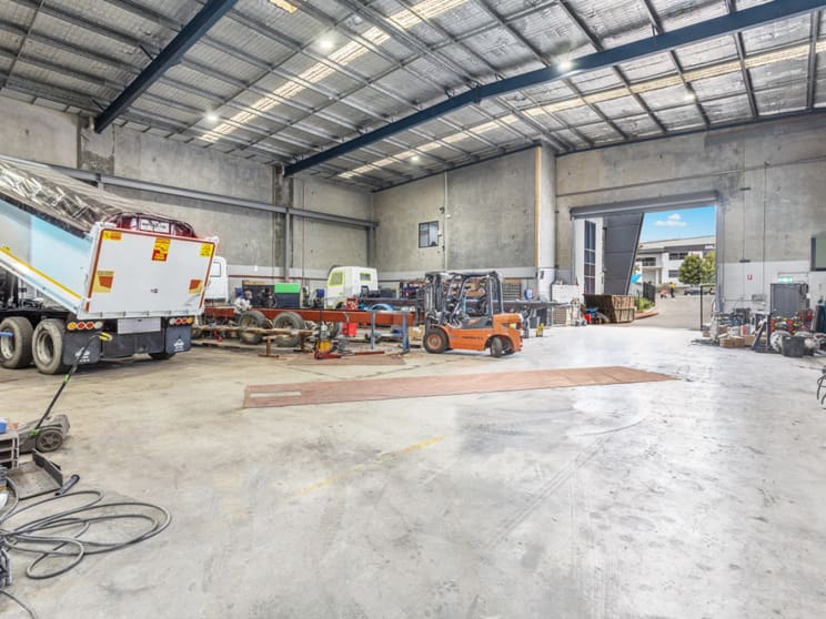 Click to view all images Wetherill Park NSW 2164 - Image 2