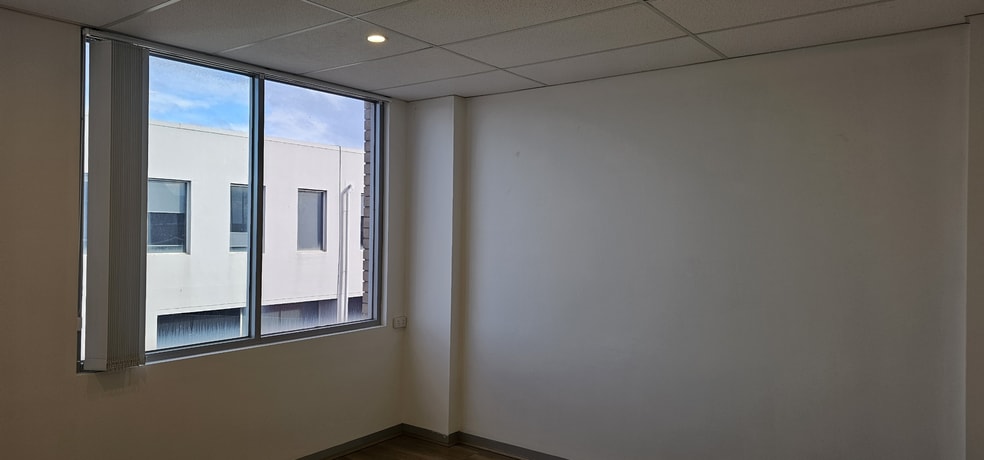 Click to view all images 534 WHITEHORSE ROAD Mitcham VIC 3132 - Image 2