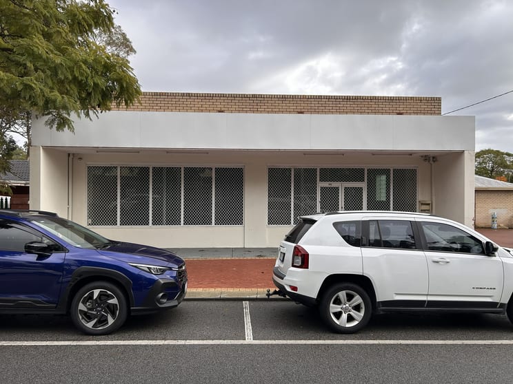 405 Sydenham St Belmont WA 6104 - Image 2