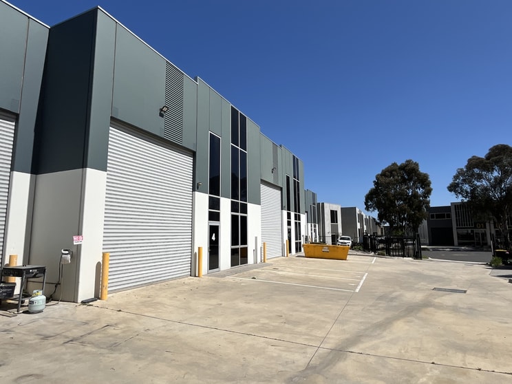 Click to view all images 4/3 Joyce Court Coburg North VIC 3058 - Image 3