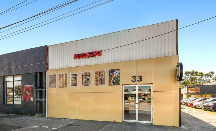 Click to view all images 33 Cheltenham Road Dandenong VIC 3175 - Image 2