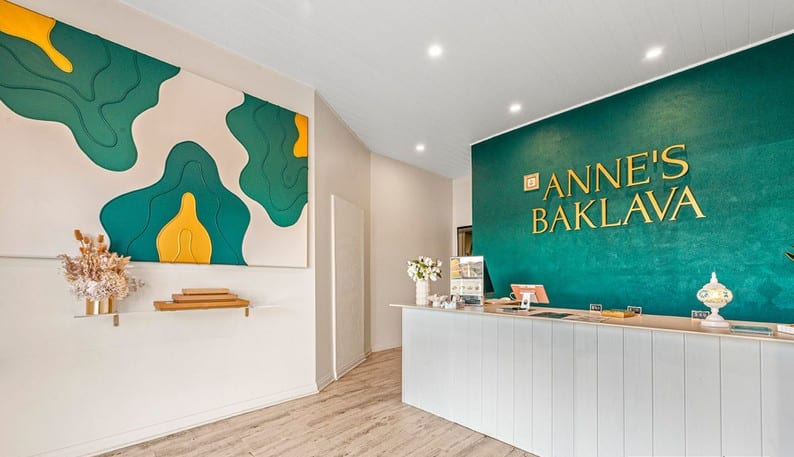 Click to view all images 33 Cheltenham Road Dandenong VIC 3175 - Image 3