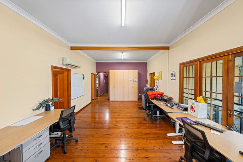 Click to view all images 31 Thomas Street West End QLD 4101 - Image 3