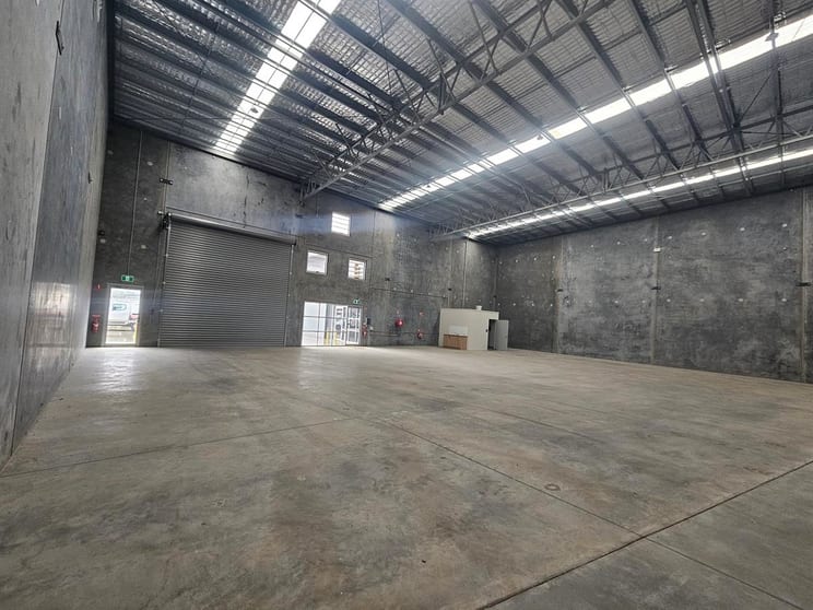 Click to view all images 7/10 Curtiss Close Taminda NSW 2340 - Image 2