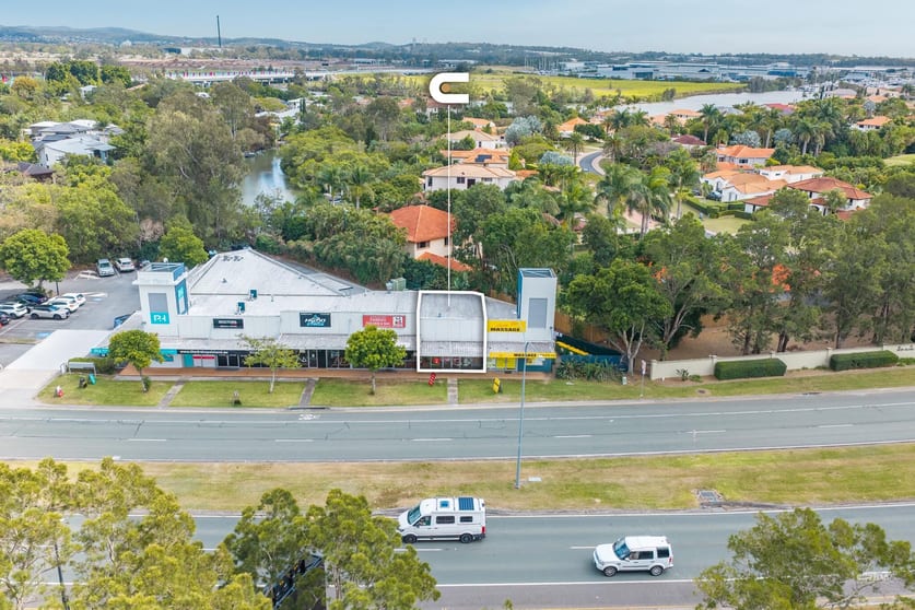 Click to view all images 331 Hope Island Road Hope Island QLD 4212 - Image 3