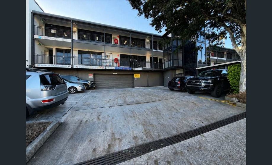 UNIT 7&8/6 Vanessa Boulevard Springwood QLD 4127 - Image 2