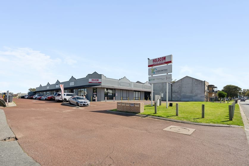 Click to view all images 1/15 Blackburn Street Maddington WA 6109 - Image 1