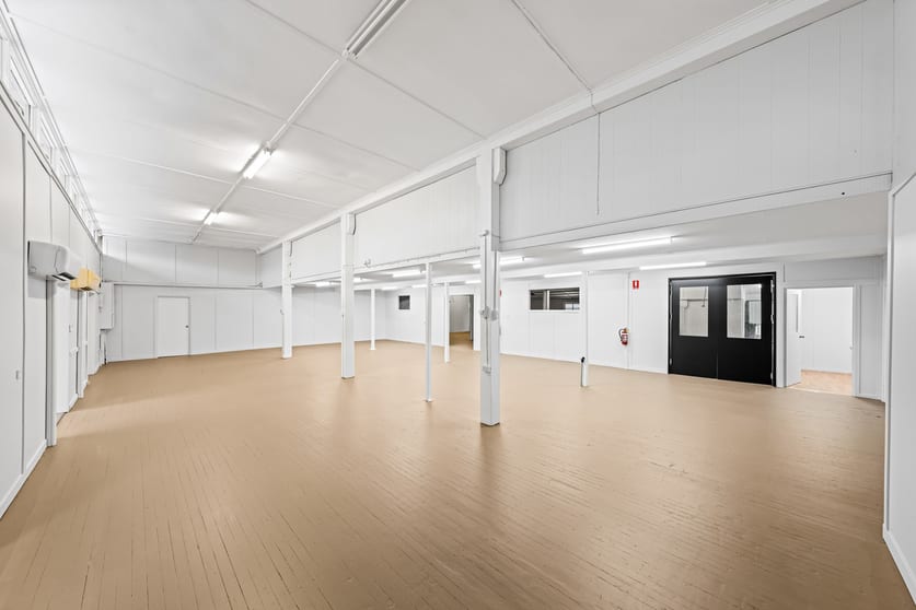 Click to view all images 18 Chrome Street Salisbury QLD 4107 - Image 1