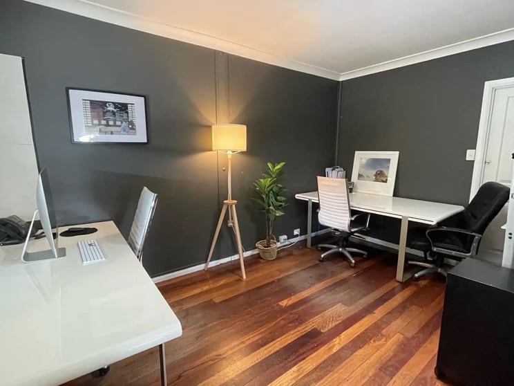 Click to view all images Unit 2/41A Tallebudgera Creek Rd Burleigh Heads QLD 4220 - Image 3