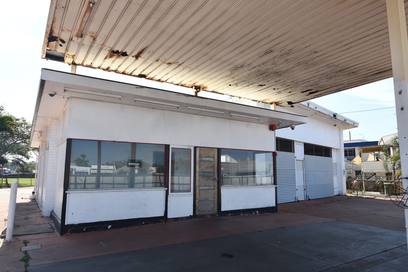 Click to view all images 6 Railway Avenue Railway Estate QLD 4810 - Image 4