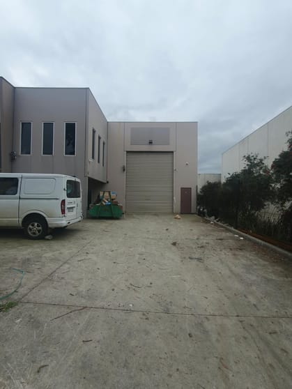 Click to view all images Unit 2/7 Quest Court Craigieburn VIC 3064 - Image 1