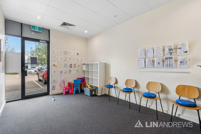 Click to view all images UNIT4/101-103 Rowley Road Aldinga Beach SA 5173 - Image 2