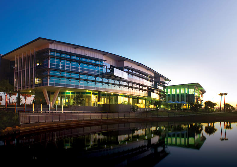 Click to view all images 8/10-24 Lake Kawana Boulevard Birtinya QLD 4575 - Image 1