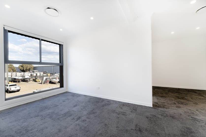 Click to view all images Mona Vale NSW 2103 - Image 3