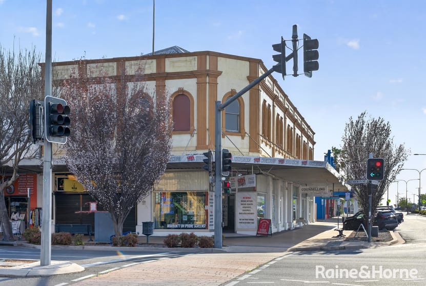 Click to view all images 111 Palmerin Street Warwick QLD 4370 - Image 3