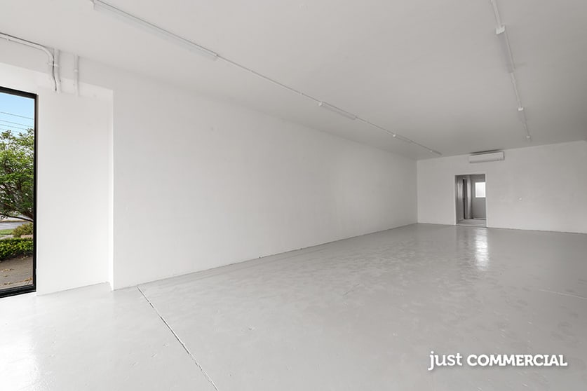 Click to view all images 3 and 5 Scanlan Street Bentleigh East VIC 3165 - Image 2