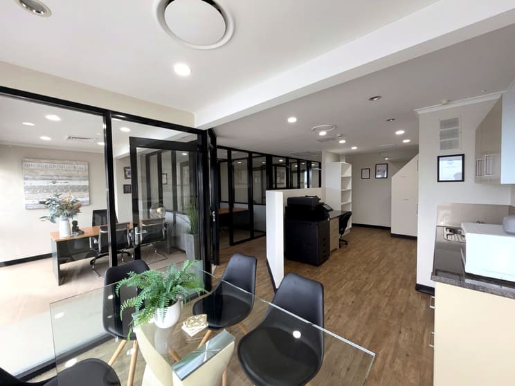 Click to view all images 17/21 Nicklin Way Buddina QLD 4575 - Image 1