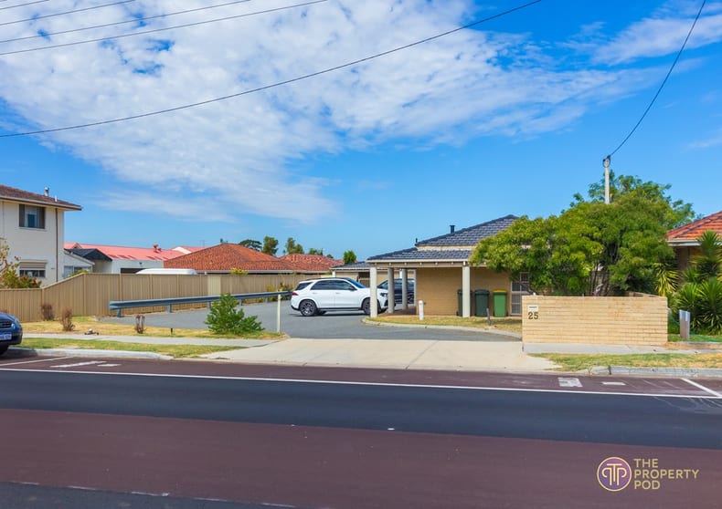 Click to view all images 25 Mills Street South Cannington WA 6107 - Image 2
