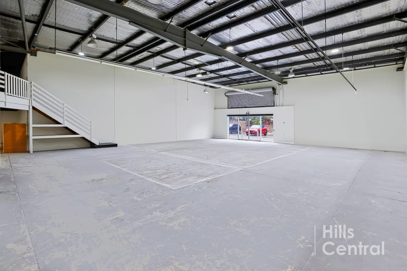 Click to view all images 2/827A Old Northern Road Dural NSW 2158 - Image 3