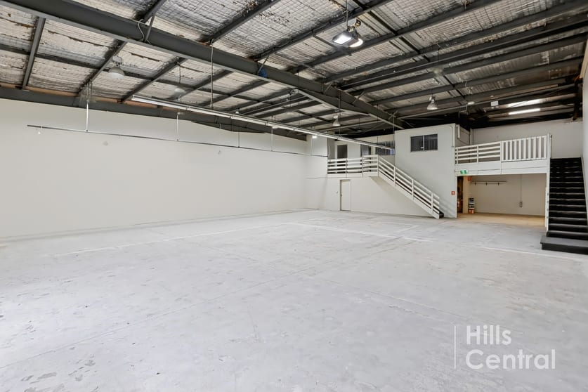 Click to view all images 2/827A Old Northern Road Dural NSW 2158 - Image 2