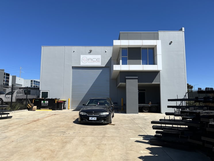 Click to view all images Unit 4/41-45 Kurrle Road Sunbury VIC 3429 - Image 2