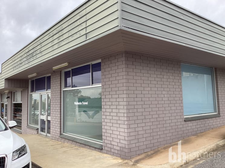 Click to view all images Shop 5/10 White Street Waikerie SA 5330 - Image 1