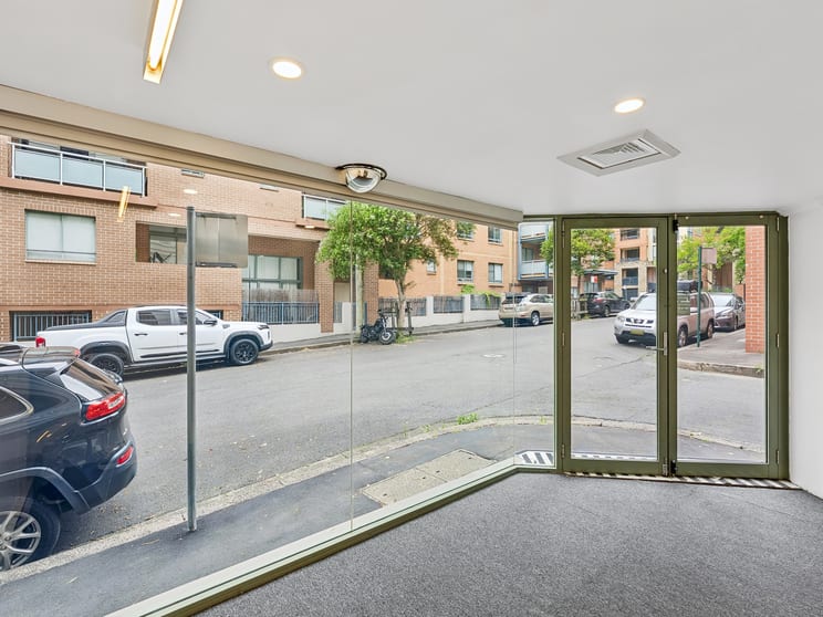 Click to view all images 1-5 Harwood Street Pyrmont NSW 2009 - Image 2